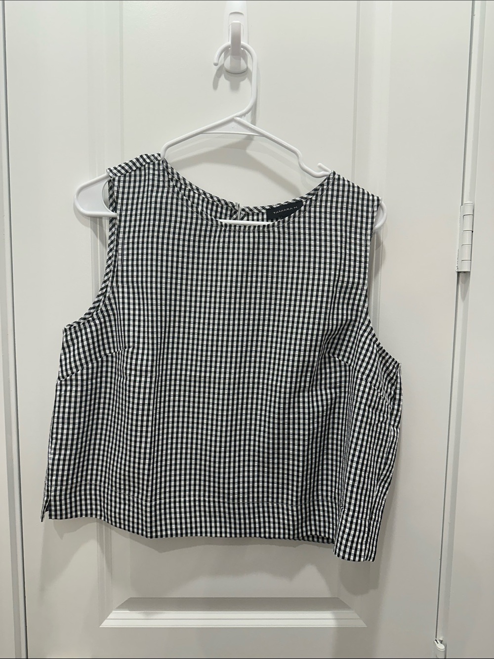 Tamara H Gingham Sleeveless Crop Tank Top - Black & White